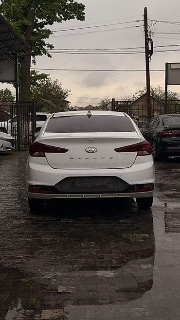 geely galaxy e5: Hyundai Avante: 2019 г., 1.6 л, Автомат, Газ, Седан — 2