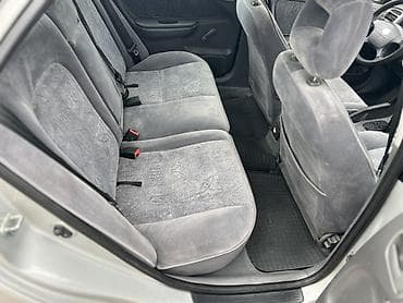 corolla 2016: Toyota Avensis: 2000 г., 1.8 л, Автомат, Бензин, Лифтбек — 7