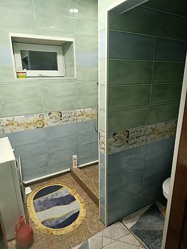 баня массаж: Г Каракол. Сдается болшой дом . Внутренней отделкой и удобствами. Два — 1