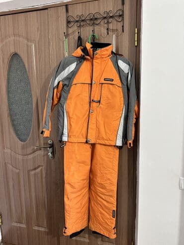 продам горные лыжи бу: Продаю горнолыжный комплект - куртка и полукомбинезон фирмы Karbon на — 1