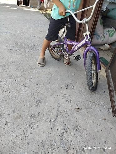 Детский велосипед, 2-колесный, 4 - 6 лет