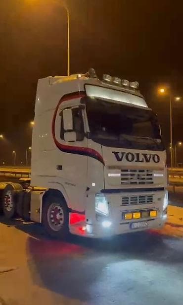 belarus 82: Тягач, Volvo, 2012 г. — 8