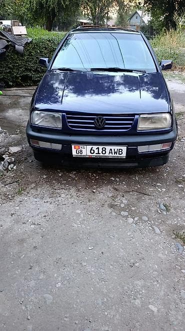 w124 e500: Volkswagen Vento: 1997 г., Механика, Седан — 5
