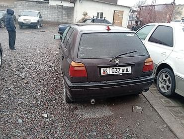 lexus 2005: Volkswagen Golf: 1992 г., 1.8 л, Механика, Бензин, Седан — 4