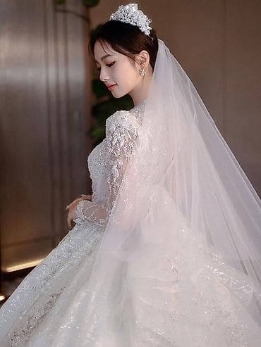 samsung pen: Свадебное платье «Принцесса» с длинным шлейфом и фатой - Силуэт — 1