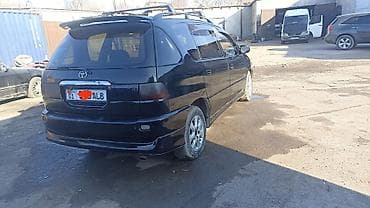 алмашу: Toyota Ipsum: 1998 г., 2.5 л, Автомат, Бензин, Минивэн — 2