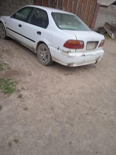 Honda Civic: 2002 г., Бензин, Седан — 2