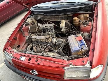 тоо машина: Opel Astra: 1992 г., 1.6 л, Кол менен иштөөчү, Бензин, Универсал — 4