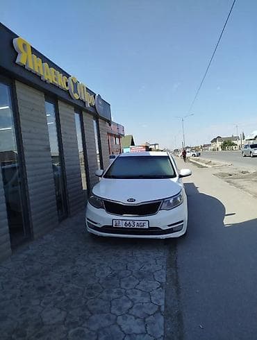 кто рио: Kia Rio: 2015 г., 1.4 л, Автомат, Бензин, Седан — 2