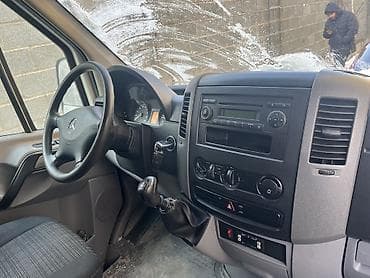 полка на спринтер: Mercedes-Benz Спринтер: 2010 г., Механика, Дизель, Фургон — 3