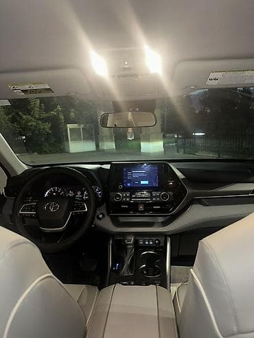 Toyota: Toyota Highlander: 2024 г., 2.4 л, Автомат, Бензин, Кроссовер — 10