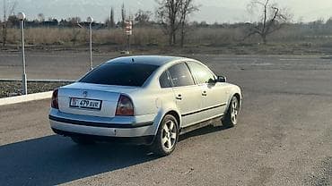 mx 6: Volkswagen Passat: 2001 г., 2.3 л, Механика, Седан — 4