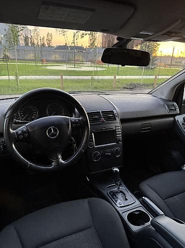 mercedes g wagon: Mercedes-Benz A-Class: 2010 г., 1.7 л, Вариатор, Бензин, Хэтчбэк — 6