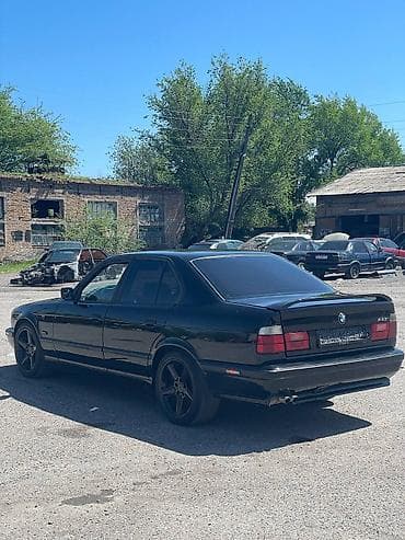 каробка на сапог: BMW 5 series: 1994 г., 2.5 л, Ручные, Бензин, Седан — 3