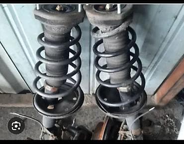 насадки для глушителя: Комплект амортизаторов Toyota — 2