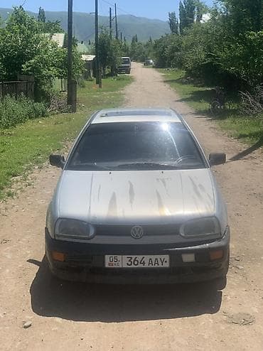 Volkswagen Golf: 1993 г., 1.8 л, Автомат, Бензин, Хэтчбэк