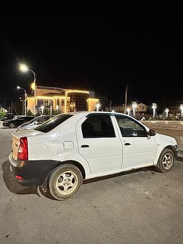 Транспорт: Renault Logan: 2012 г., 1.4 л, Механика, Бензин, Седан — 3