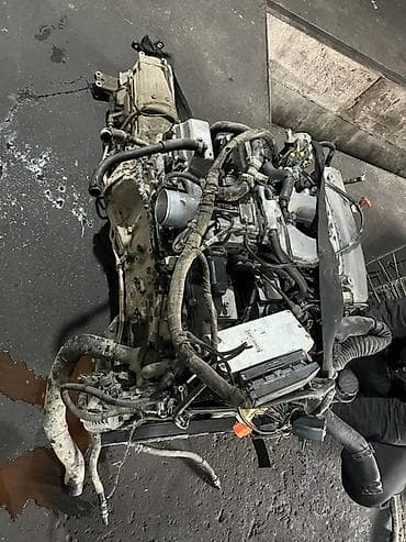 срочно продаю горит: Бензиновый мотор Toyota 2003 г., 3 л, Япония — 2