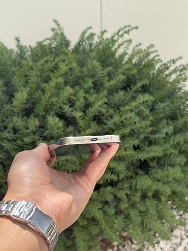 iris xe: IPhone 16pro 256GB Natural titanium очень красивый цвет Состояние — 3