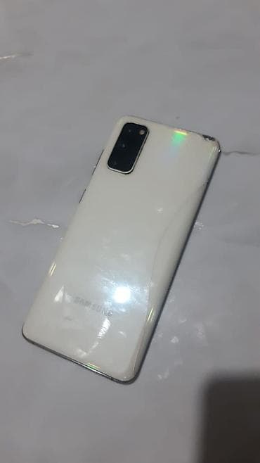 google pixel 5: Смартфон Samsung Galaxy S20 Ключевые характеристики: - Экран 6.2" — 2