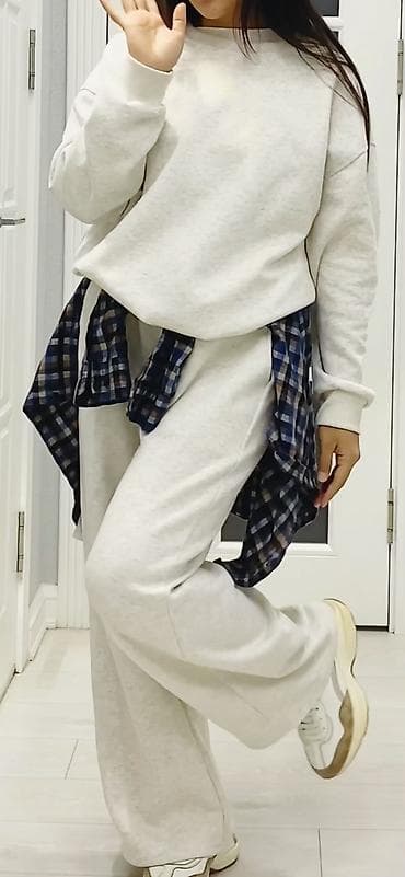 Женская одежда: Спортивные костюмы — 1