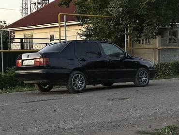 дверь форестер: Volkswagen Vento: 1993 г., 1.8 л, Механика, Бензин, Седан — 6