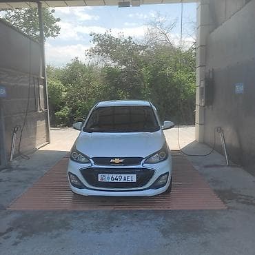купить скричеры: Chevrolet Spark: 2018 г., 0.1 л, Автомат, Бензин, Хэтчбэк — 9