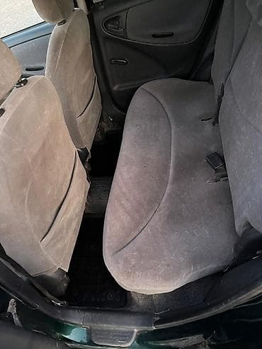 g2 master: Toyota Yaris: 2000 г., Механика, Бензин, Хэтчбэк — 10
