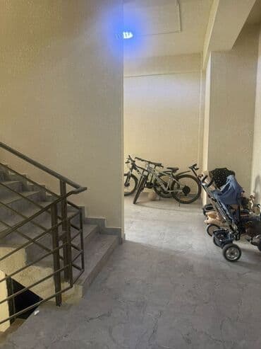 5 комнатные квартиры: 1 бөлмө, 70 кв. м, Элитка, 5 кабат, ПСО (өзү оңдоп түзөтүп бүтүү үчүн) — 7