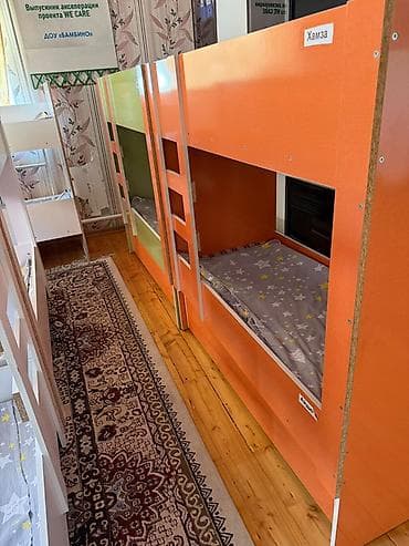 Детская мебель: Двухъярусная детская кровать, Б/у, ЛДСП, цвет - Оранжевый — 2