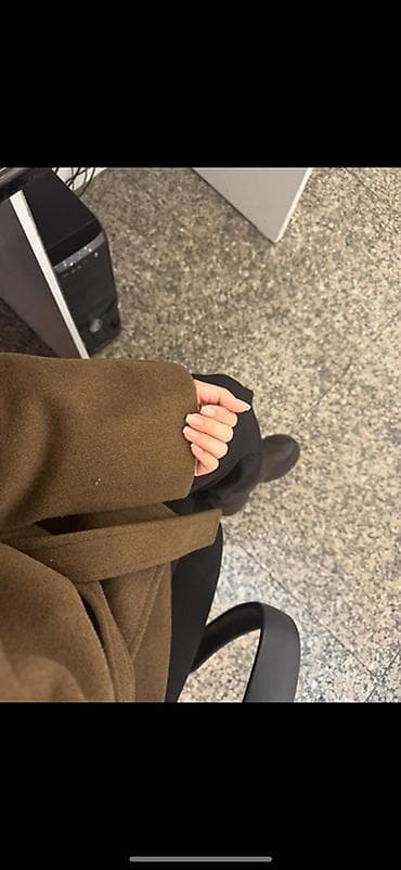 одежда для охраны: Отдам бесплатно одежду в хорошем состоянии 🌸 Вещи подойдут девушкам — 1
