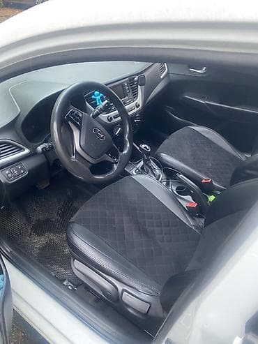 Hyundai Solaris: 2017 г., 1.4 л, Бензин, Седан — 5