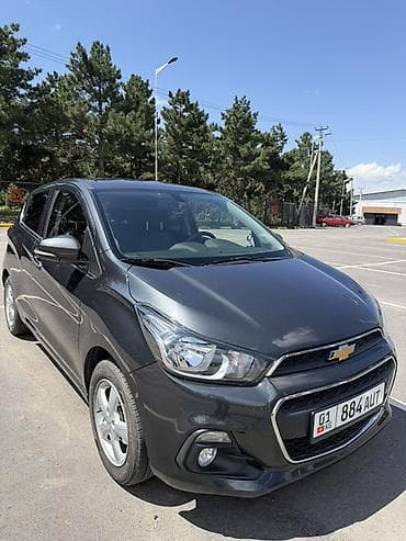 Chevrolet Spark: 2019 г., 1 л, Вариатор, Бензин, Хэтчбэк