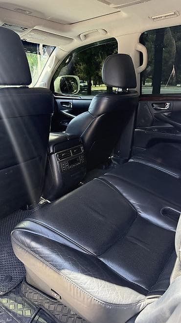 Lexus: Lexus LX: 2010 г., 5.7 л, Автомат, Бензин, Внедорожник — 7