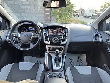 Ford Focus: 2013 г., 1.6 л, Бензин, Хетчбек — 8