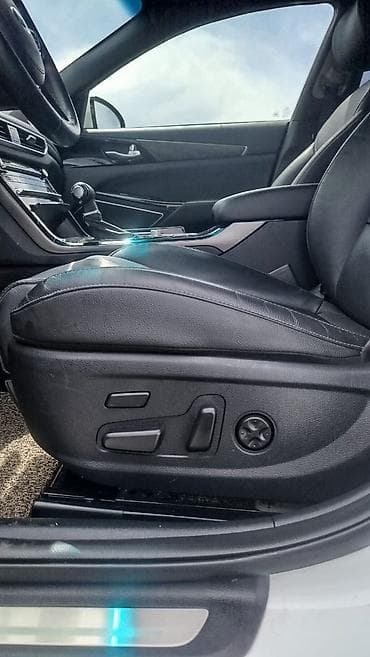 б в: Kia K7: 2019 г., 3 л, Автомат, Газ, Седан — 7