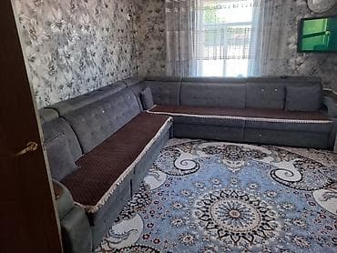 Угловой диван, C подушками