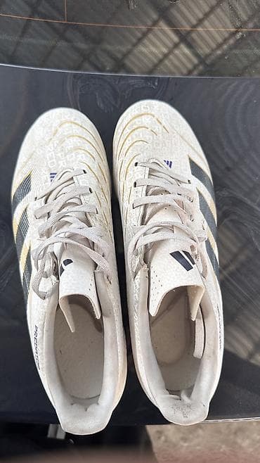 германский обувь: Футбольные бутсы Adidas Predator (FG) - Серия: Predator (маркировка — 7