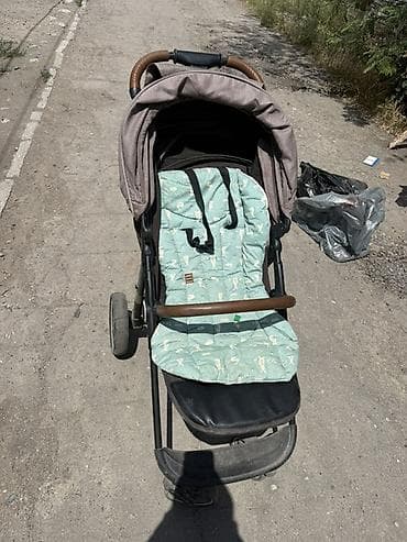 Продаю срочно коляскунадо почистить и можно кататьа так в норм — 4