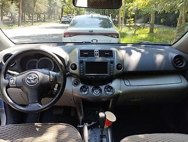 Toyota RAV4: 2010 г. — 6