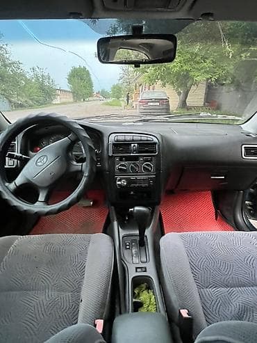 Toyota: Toyota Avensis: 2000 г., 2 л, Автомат, Бензин, Седан — 6