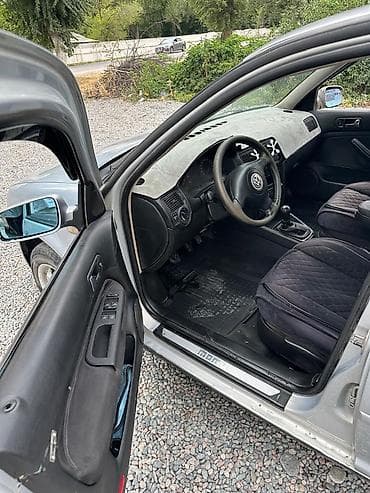 гоф 4: Volkswagen Golf: 1998 г., 1.6 л, Механика, Бензин, Хэтчбэк — 9