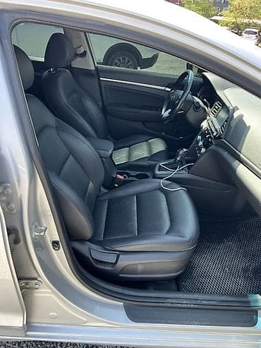 geely galaxy e5: Hyundai Avante: 2018 г., 1.6 л, Бензин, Седан — 5