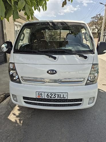 Транспорт: Kia BONGO: 2017 г., 2.5 л, Механика, Газ, Пикап — 4