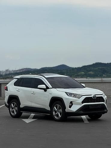 оригин: Toyota RAV4: 2021 г., 2.5 л, Автомат, Гибрид, Кроссовер — 10