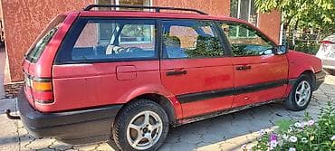 Унаа сатуу: Volkswagen Passat: 1990 г., Кол менен иштөөчү, Бензин — 7