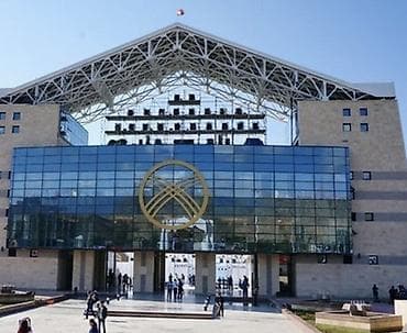 бактуу: 6 соток, Курулуш, Кызыл китеп — 1