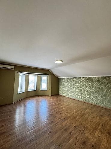 места арендага: 230 м², 6 бөлмө, Жылытылган, Жылуу пол, Кондиционер — 5
