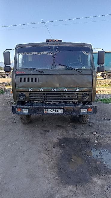 бетон карабалта: Жүк ташуучу унаа, Камаз — 1