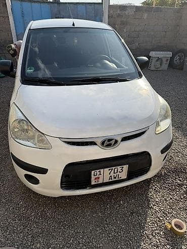 01: Hyundai i10: 2009 г., 1.1 л, Механика, Бензин — 2